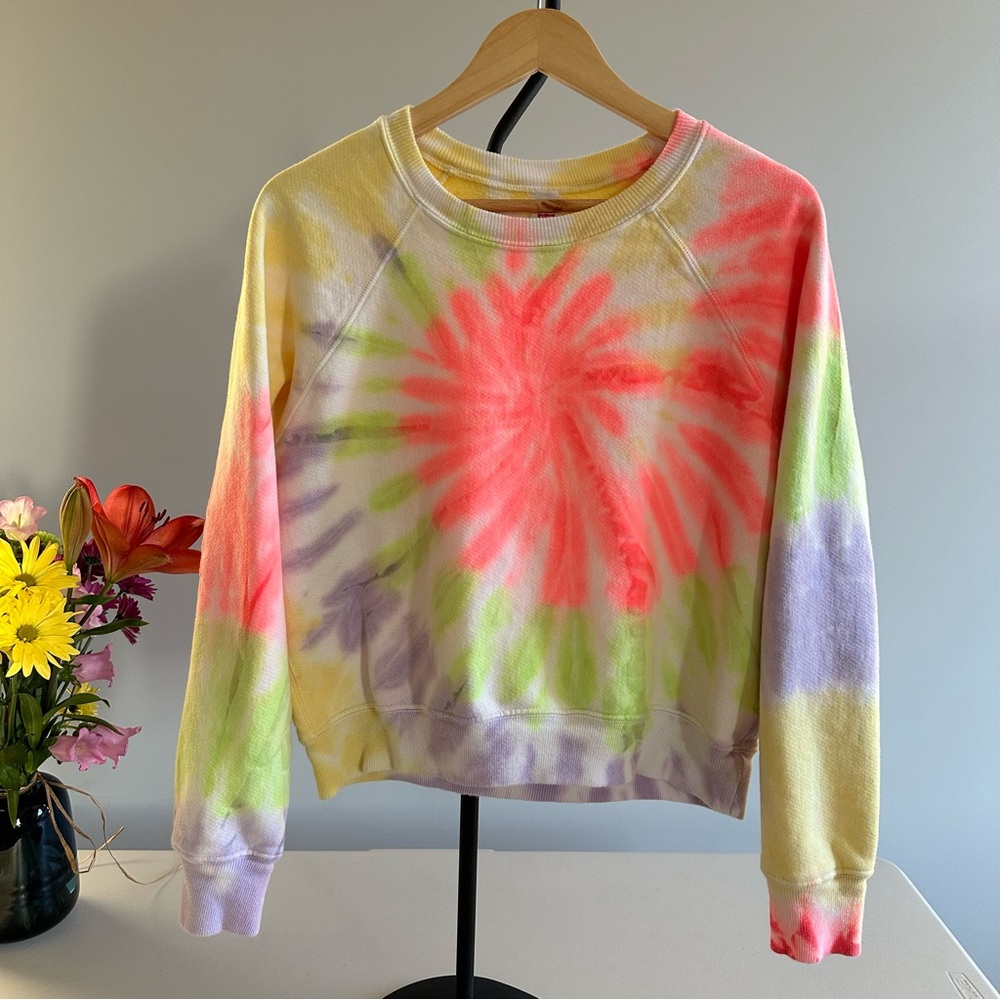 Re/Done x Hanes Raglan Crewneck Neon Tie Dye Spiral Sweatshirt - size small
